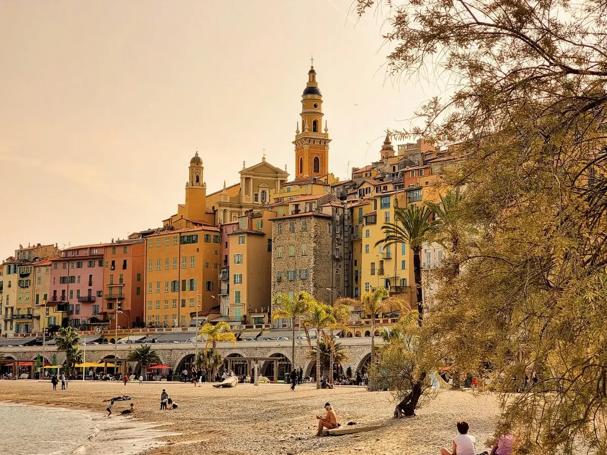 Bergamo Airport to Menton private transfer