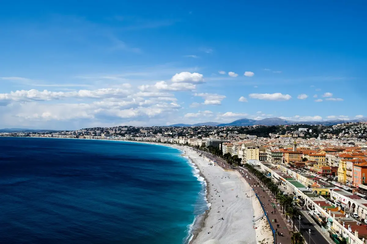 Milan to Nice private transfer